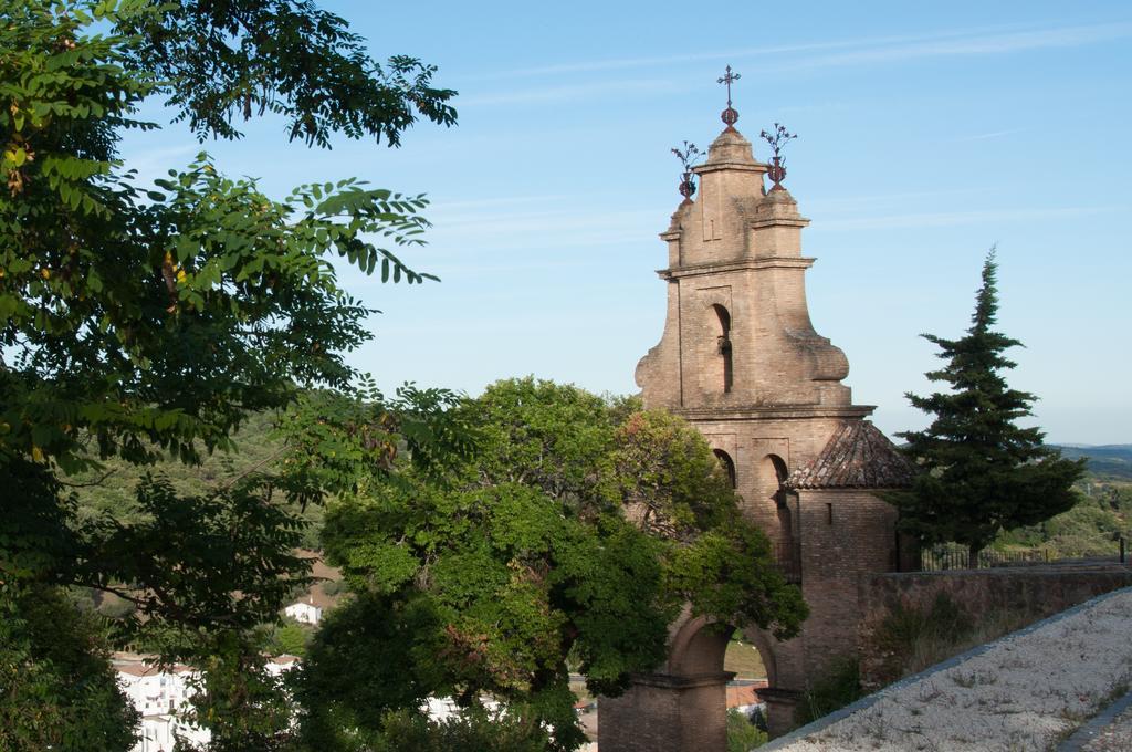 Hospederia Reina De Los Angeles Aracena Exterior photo